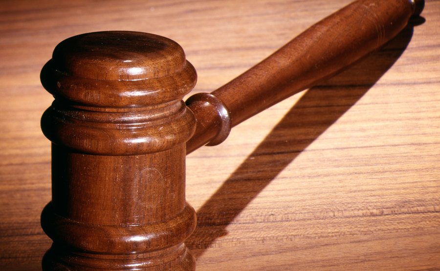 A picture of a wooden gavel.