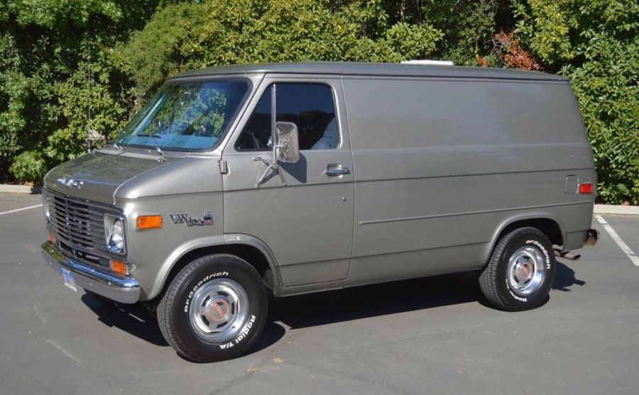 A picture of a 1977 GMC Vandura.