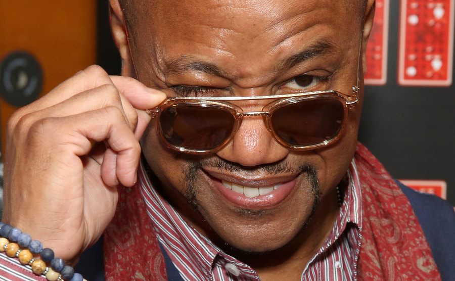 Gooding Jr. poses for the press.