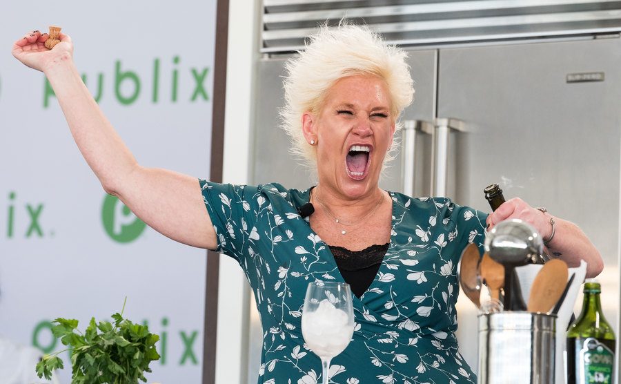 Anne Burrell does a cooking demonstration.