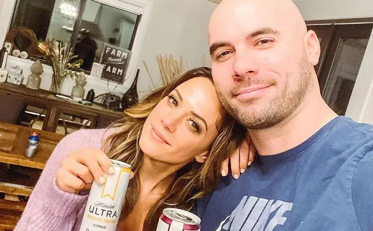 A selfie of Mike and Jana at home.