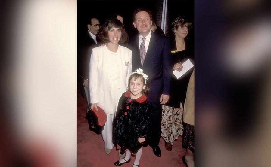 Mara Wilson, mother Suzie Shapiro, and father Michael Wilson attend a Premiere