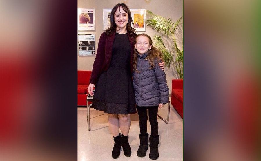 Mara Wilson and Oona Laurence pose for a photo backstage.