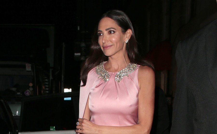 Lauren arrives at an event.