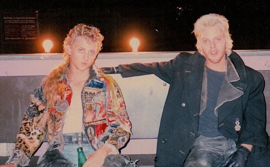 A backstage picture of Winter and Sutherland.