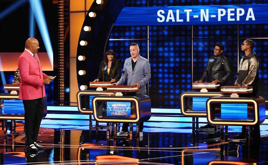 Salt-N-Pepa appear on Family Feud.
