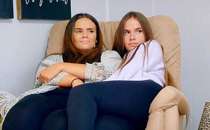 Brooke Johnston and Baylee Ring share the same chair.