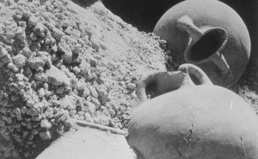 An image of ancient clay vases.
