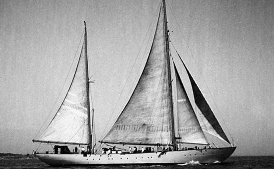 A photo from the expedition cruise.