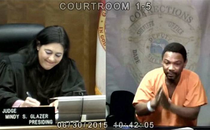Booth is seen thanking Glazer as he leaves the court.