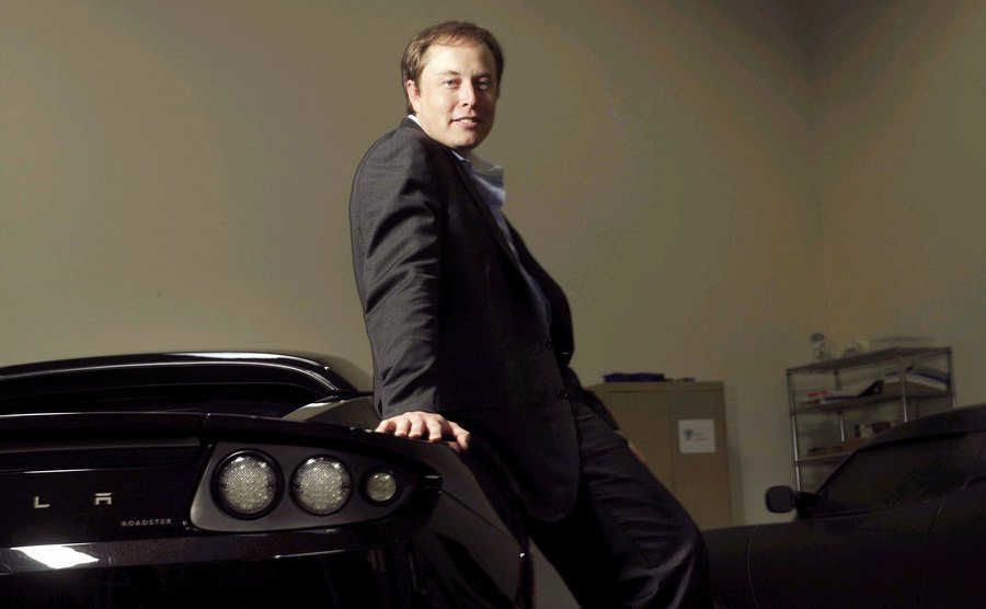 A dated portrait of Musk.