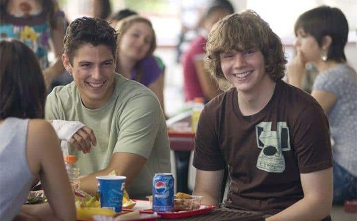 Evan Peters and Sean Faris on the set of Never Back Down.
