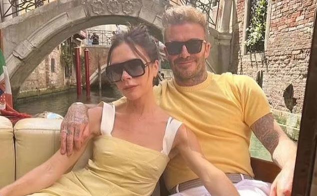 Victoria and David take a gondola ride.