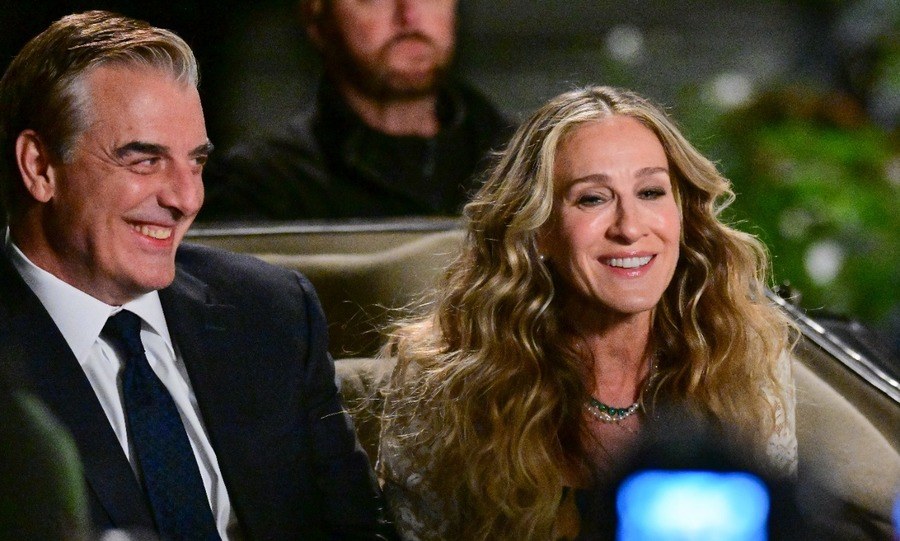 Chris North and Sarah Jessica Parker seen on the set of