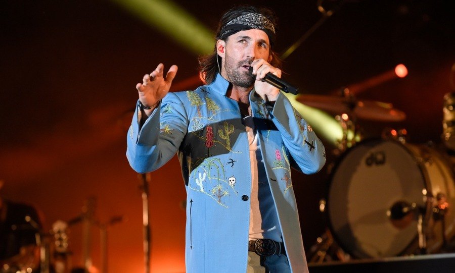 Jake Owen performs at The Fruit Yard Basi Insurance