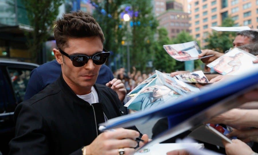 Zac Efron attends the European premiere of 'Baywatch'