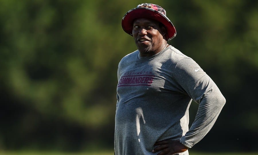 NFL Hall of Fame defensive lineman Warren Sapp